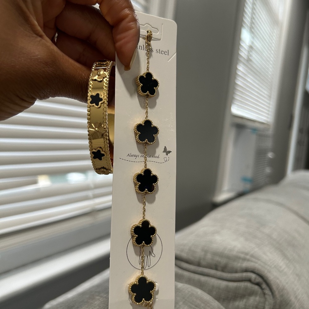 Times less Bracelets